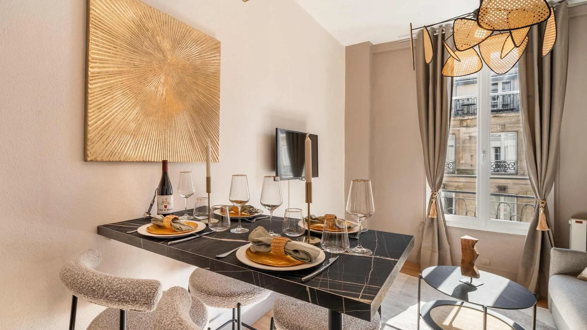 New Heaven near Louvre Museum Apartment Paris 0*,  France