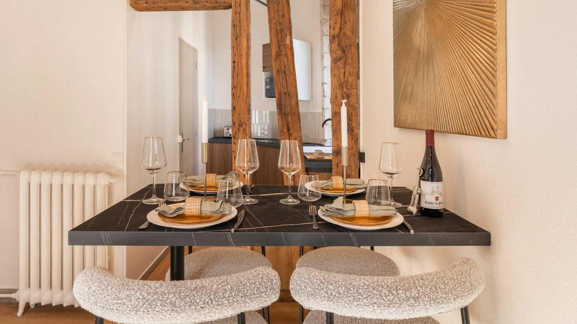 New Heaven near Louvre Museum Apartment Paris 0*,  France