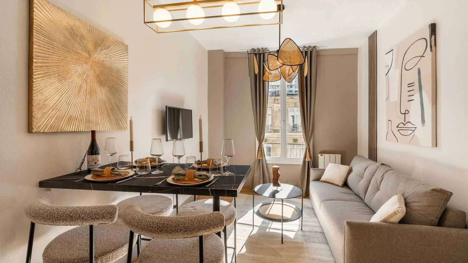 New Heaven near Louvre Museum Apartment Paris